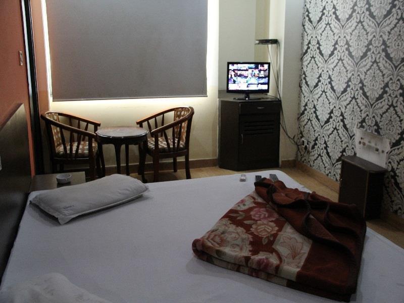 Hotel Express66 Ню Делхи Екстериор снимка